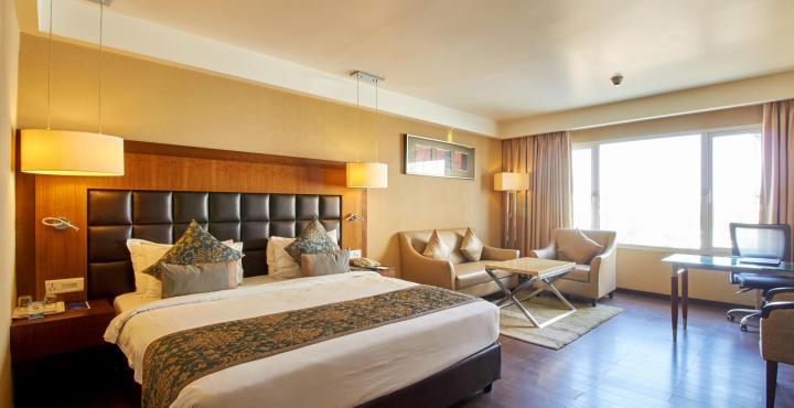 Paradigm Sarovar Portico Kākināda Buitenkant foto